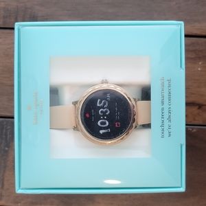 Kate Spade Scallop Smartwatch, blush band
